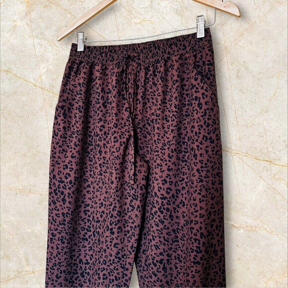 Half Moon Animal Print Jogger Pants Brown Cheetah Leopard Small Elastic Waist - Picture 2 of 5